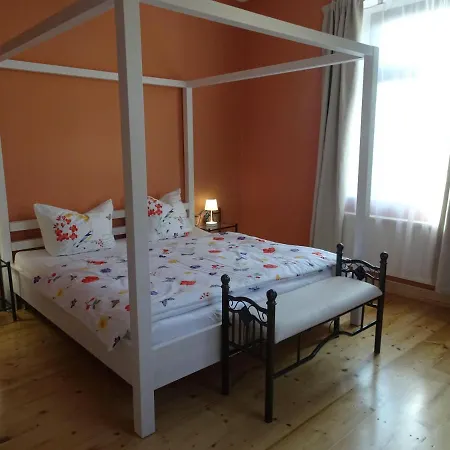 Villa-cosel-ferienwohnung-1-eg *